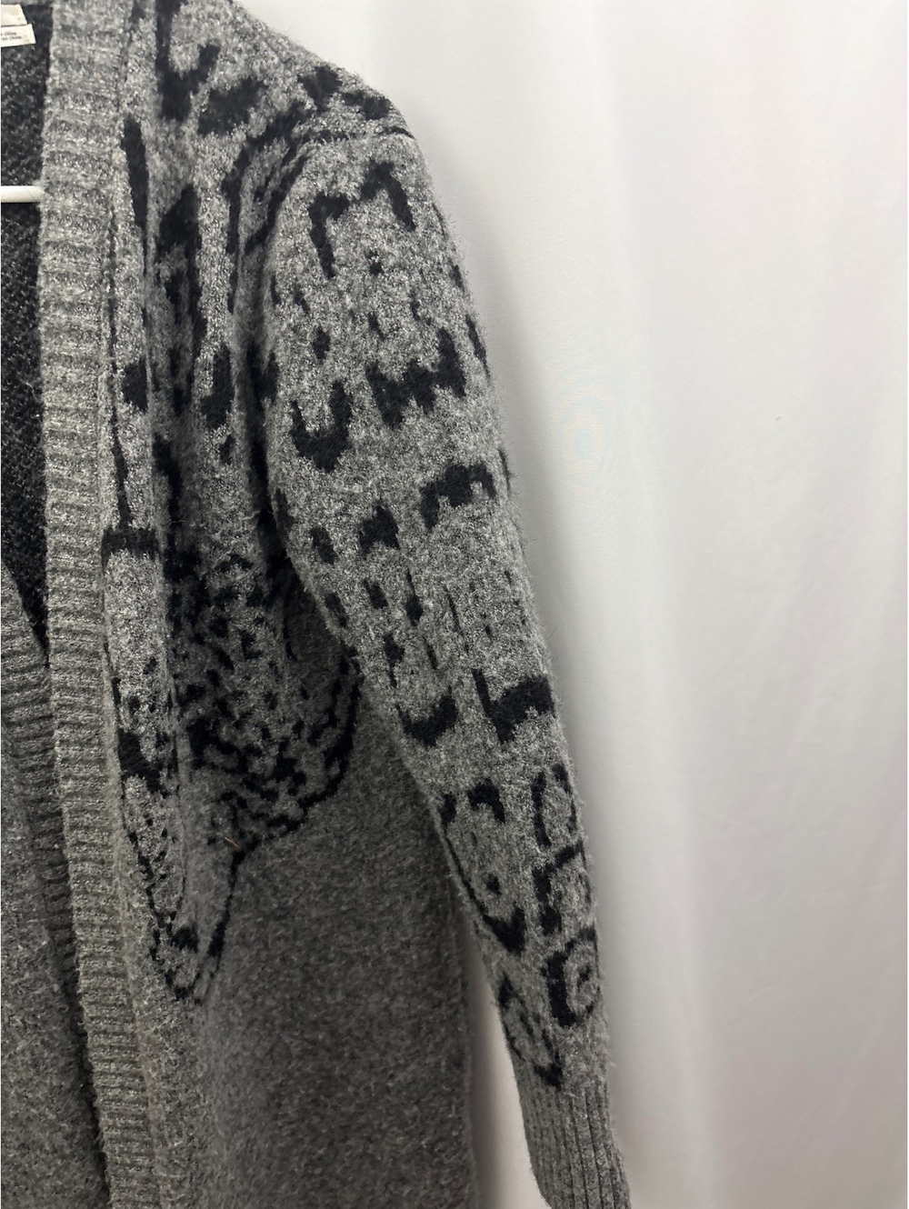 Anthropologie Gray Open Front Cardigan Sweater with Animal Print Detail XS - Picture 4 of 6